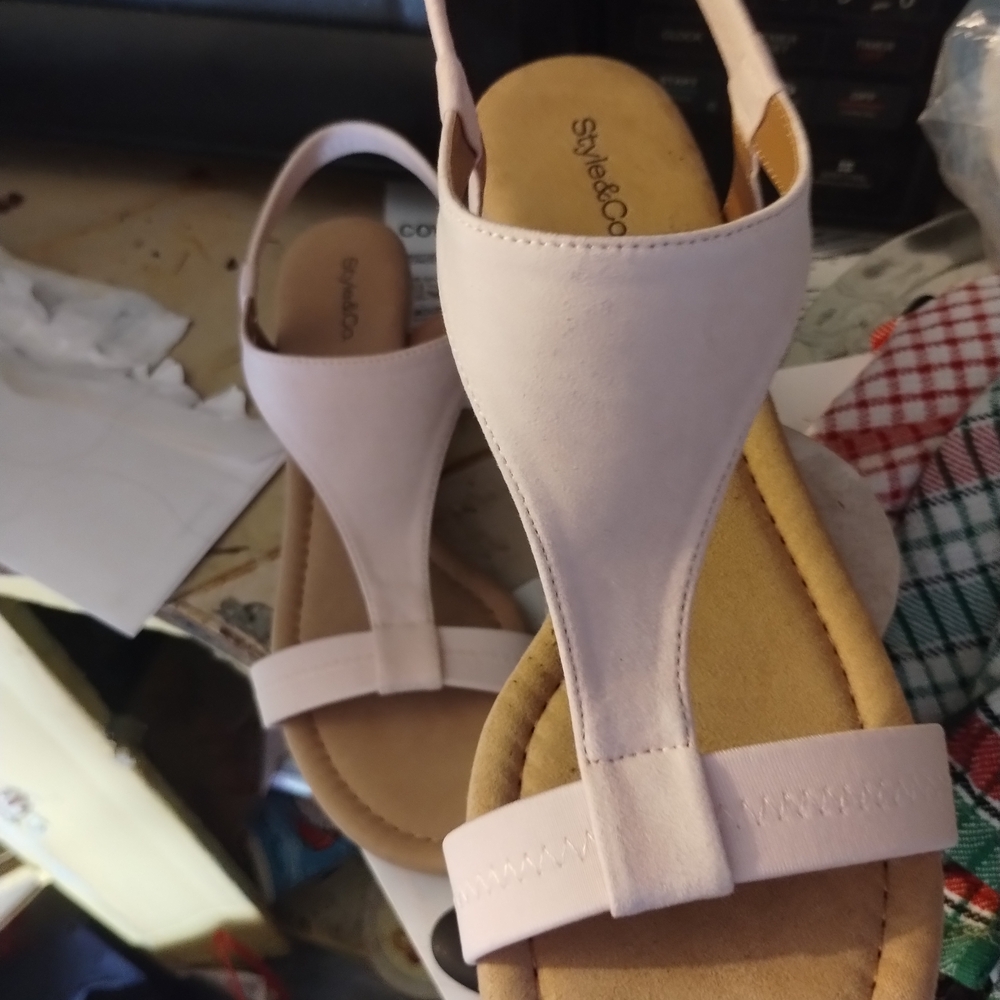 Style & Co. Women's Soft Pink Sandals New With Original Box!
